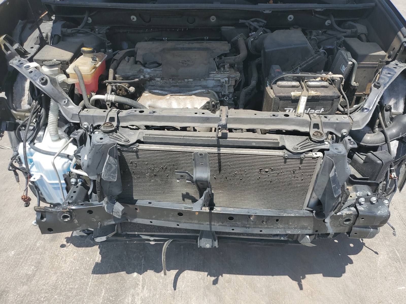 2T3WFREV2GW239301 2016 Toyota Rav4 Xle