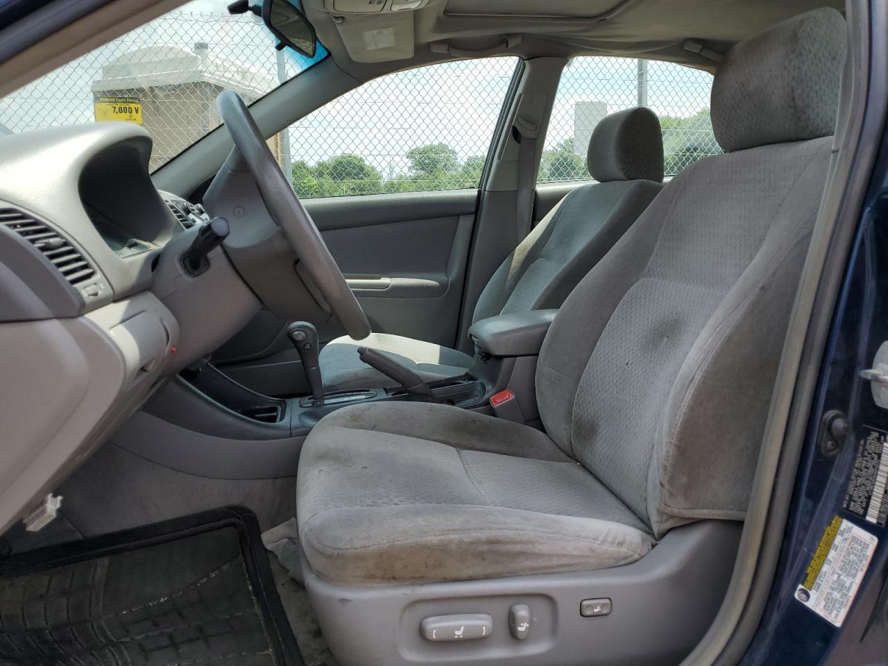 2004 Toyota Camry Le VIN: 4T1BE32K34U375272 Lot: 62522844