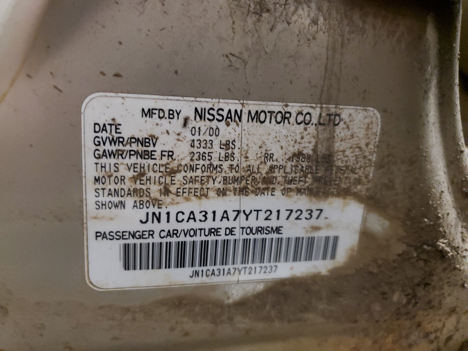 JN1CA31A7YT217237 2000 Nissan Maxima Gle