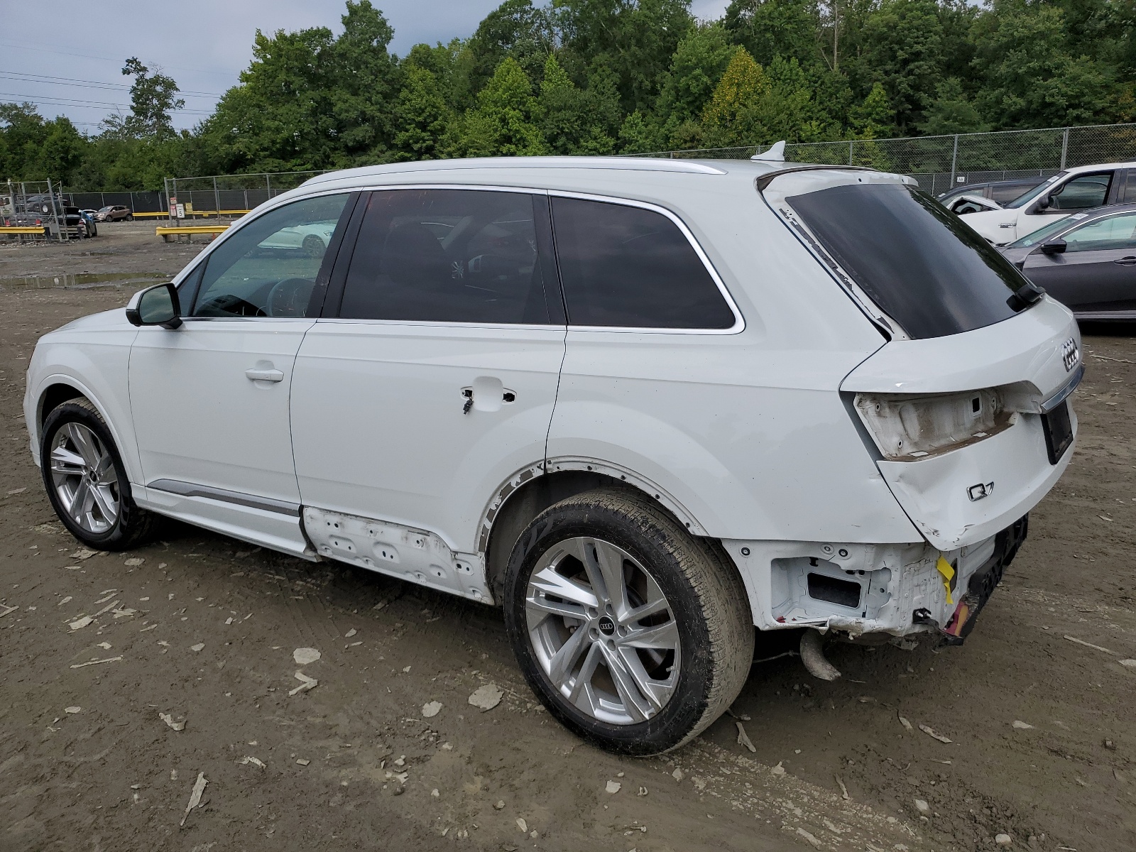 WA1LXBF77ND006820 2022 Audi Q7 Premium Plus