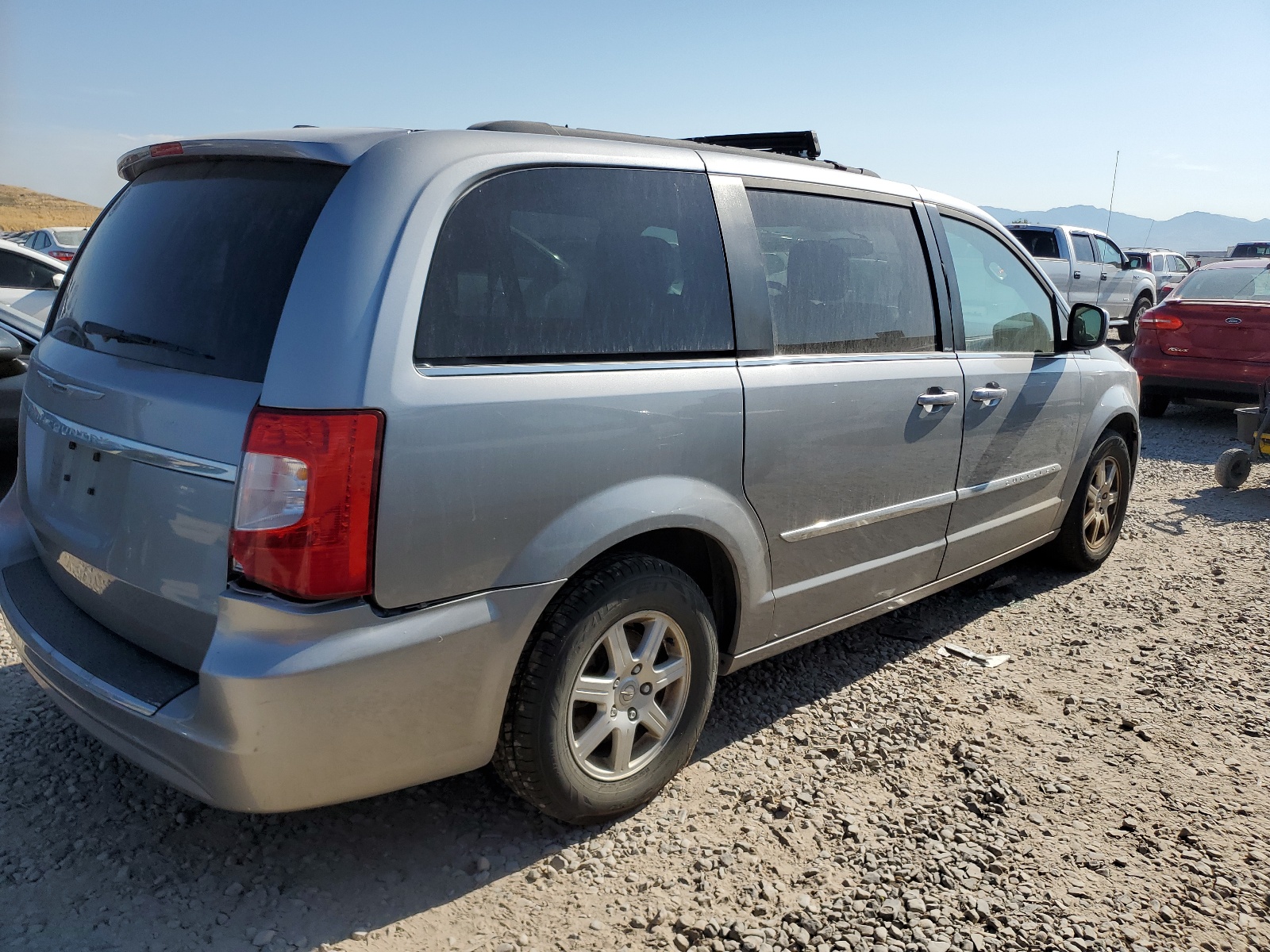 2013 Chrysler Town & Country Touring vin: 2C4RC1BG9DR630352