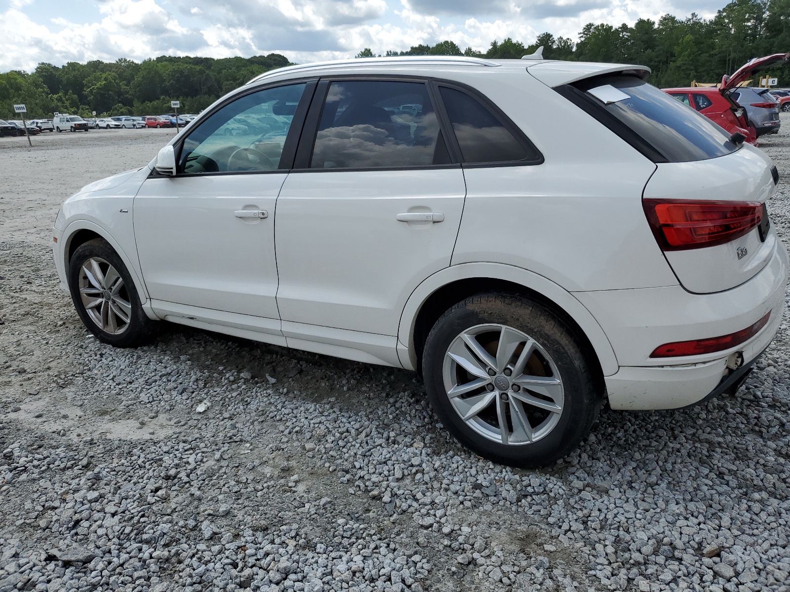 2018 Audi Q3 Premium vin: WA1BCCFS6JR030234