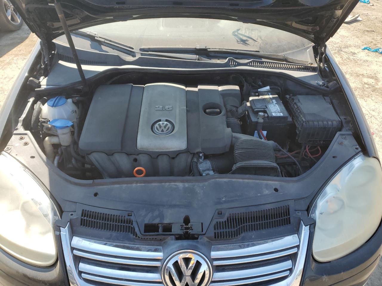 2007 Volkswagen Jetta 2.5 Option Package 1 VIN: 3VWSF71K77M007211 Lot: 64644164