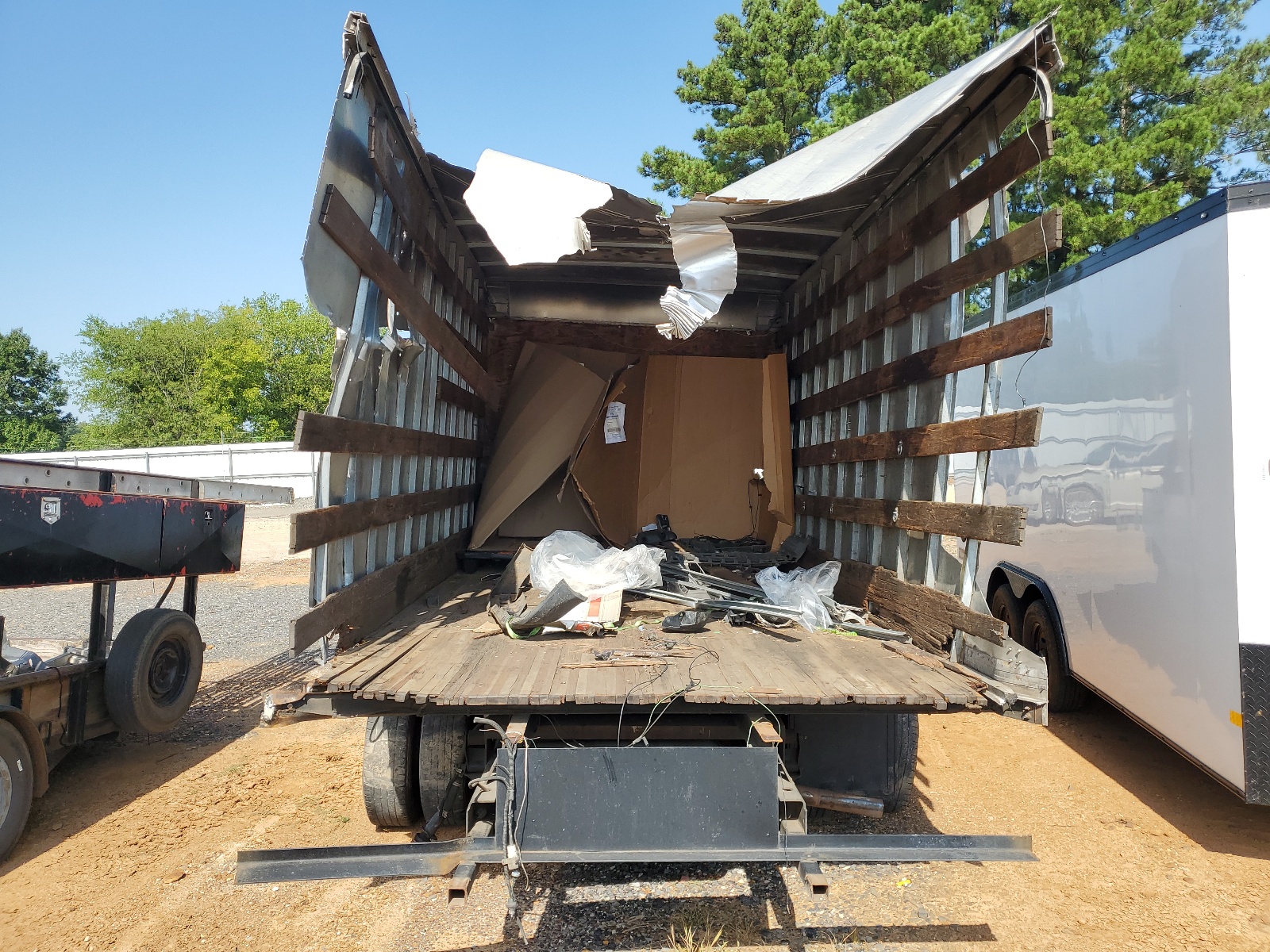 1FDXE4FS9GDC09106 2016 Ford Econoline E450 Super Duty Cutaway Van