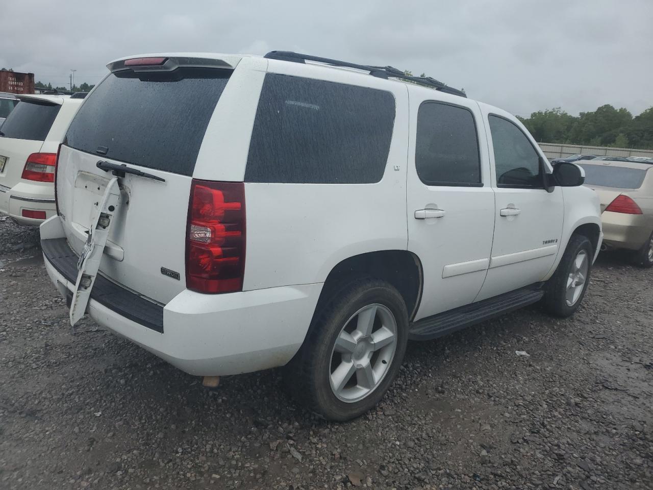 2008 Chevrolet Tahoe - Image 3