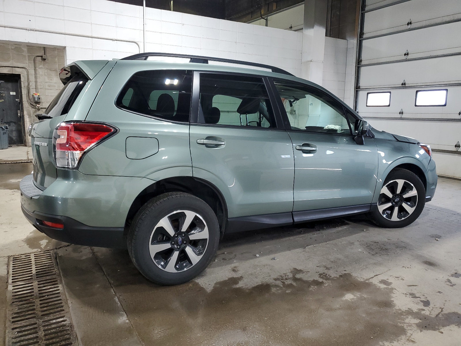 2018 Subaru Forester 2.5I Premium vin: JF2SJAEC6JH434541