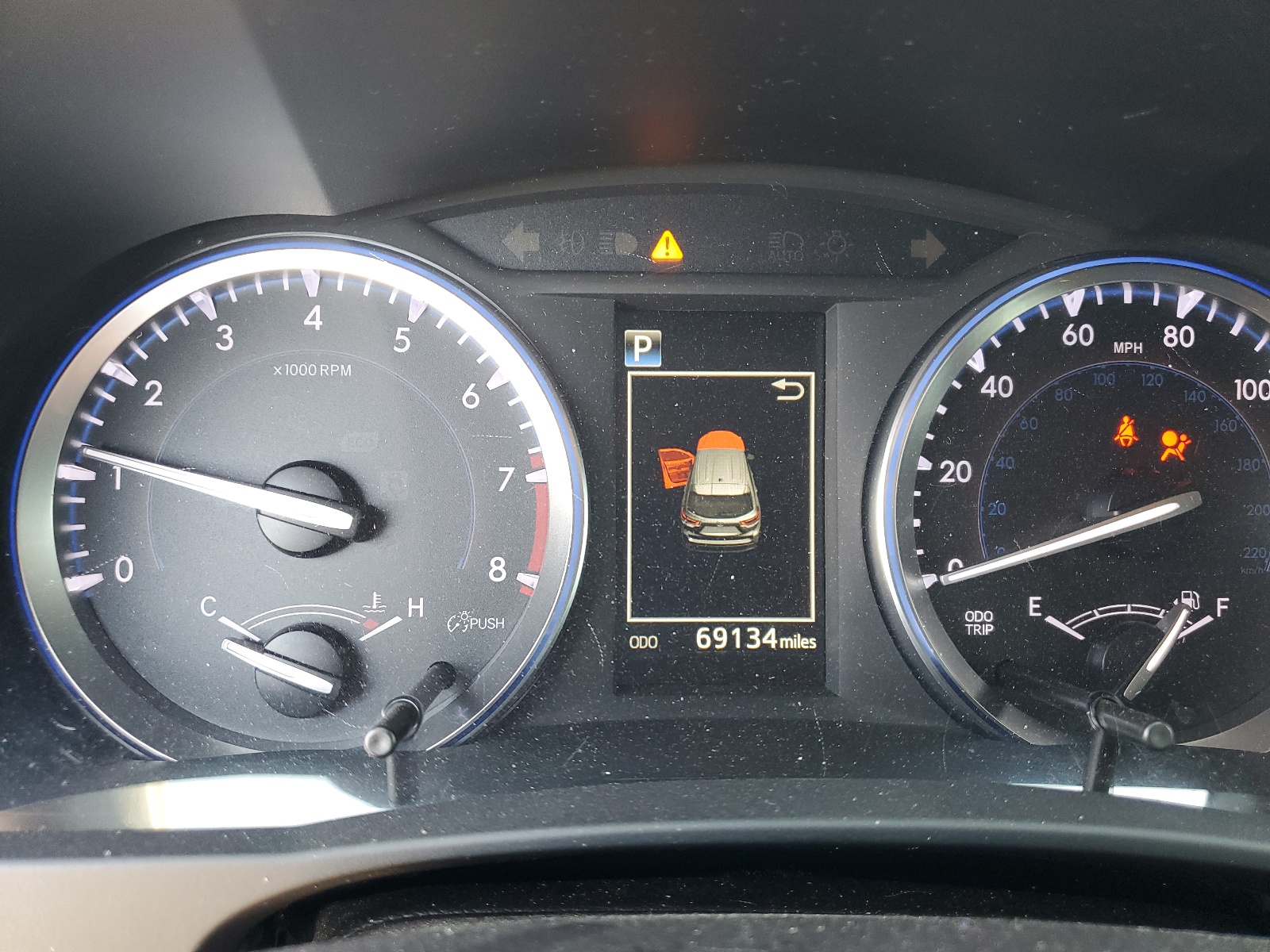 5TDJZRFH1JS550835 2018 Toyota Highlander Se