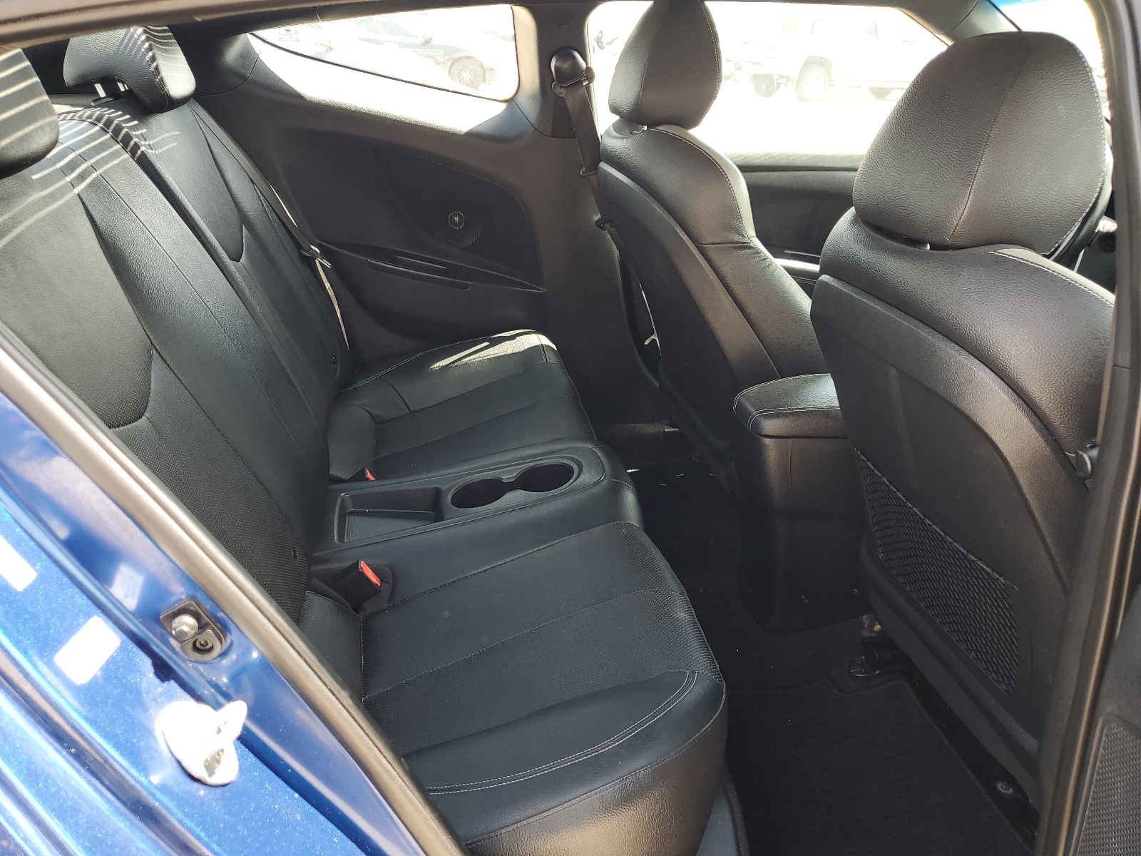 KMHTC6AE7GU289748 2016 Hyundai Veloster Turbo