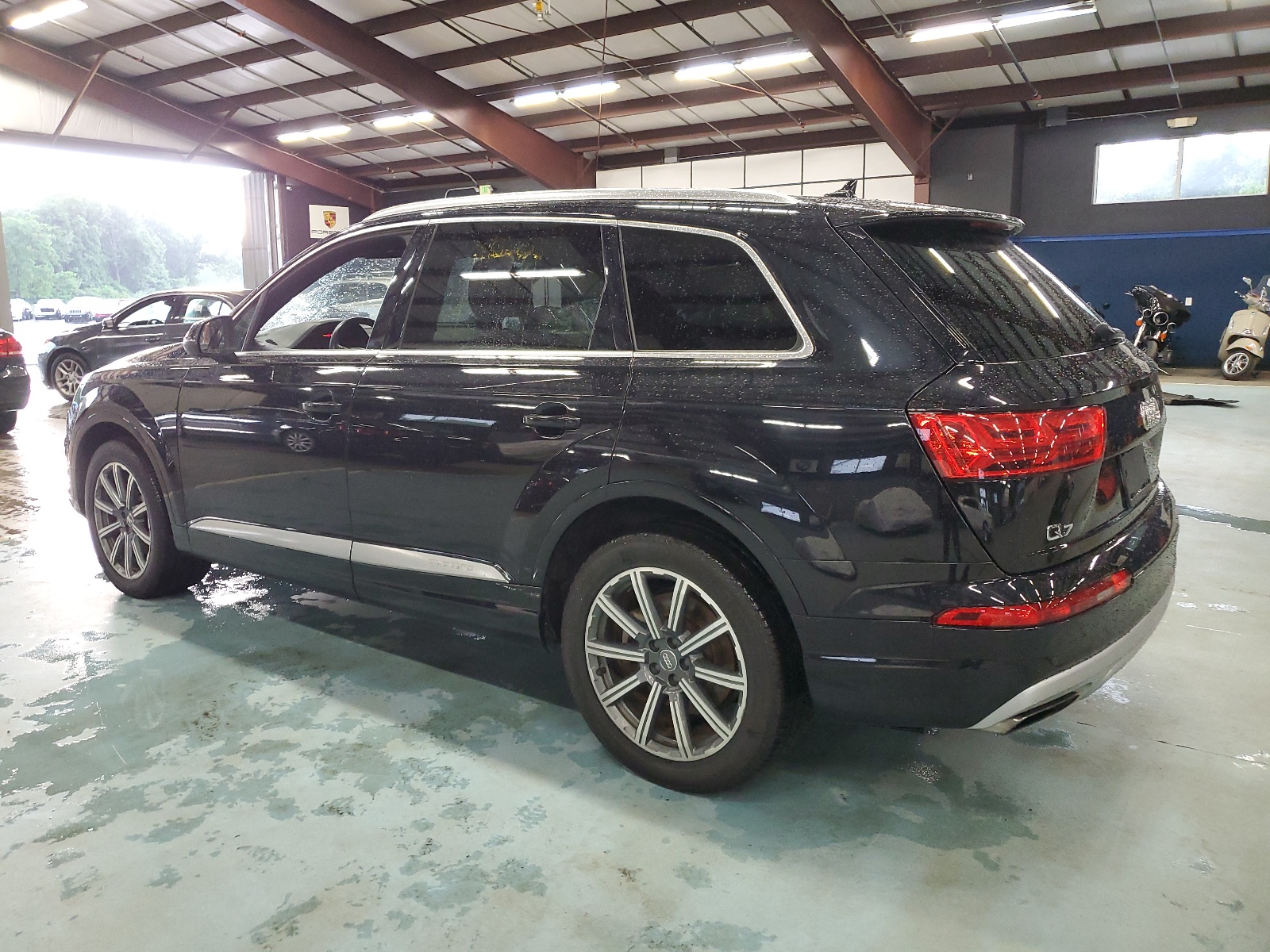 WA1LAAF7XHD018508 2017 Audi Q7 Premium Plus