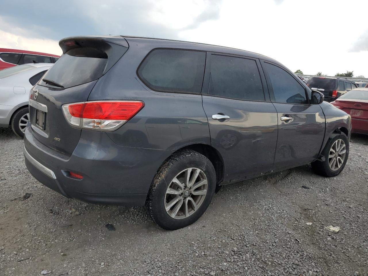 2014 Nissan Pathfinder - Image 3