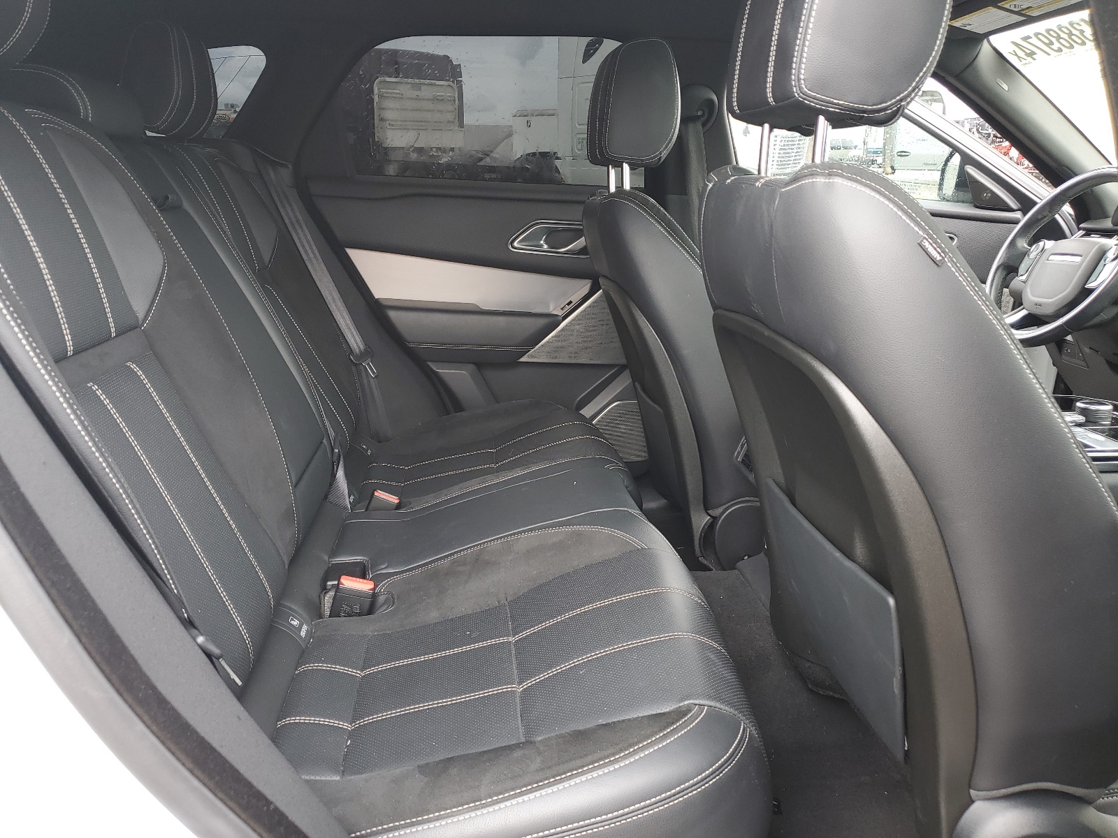 SALYL2RVXJA747131 2018 Land Rover Range Rover Velar R-Dynamic Se