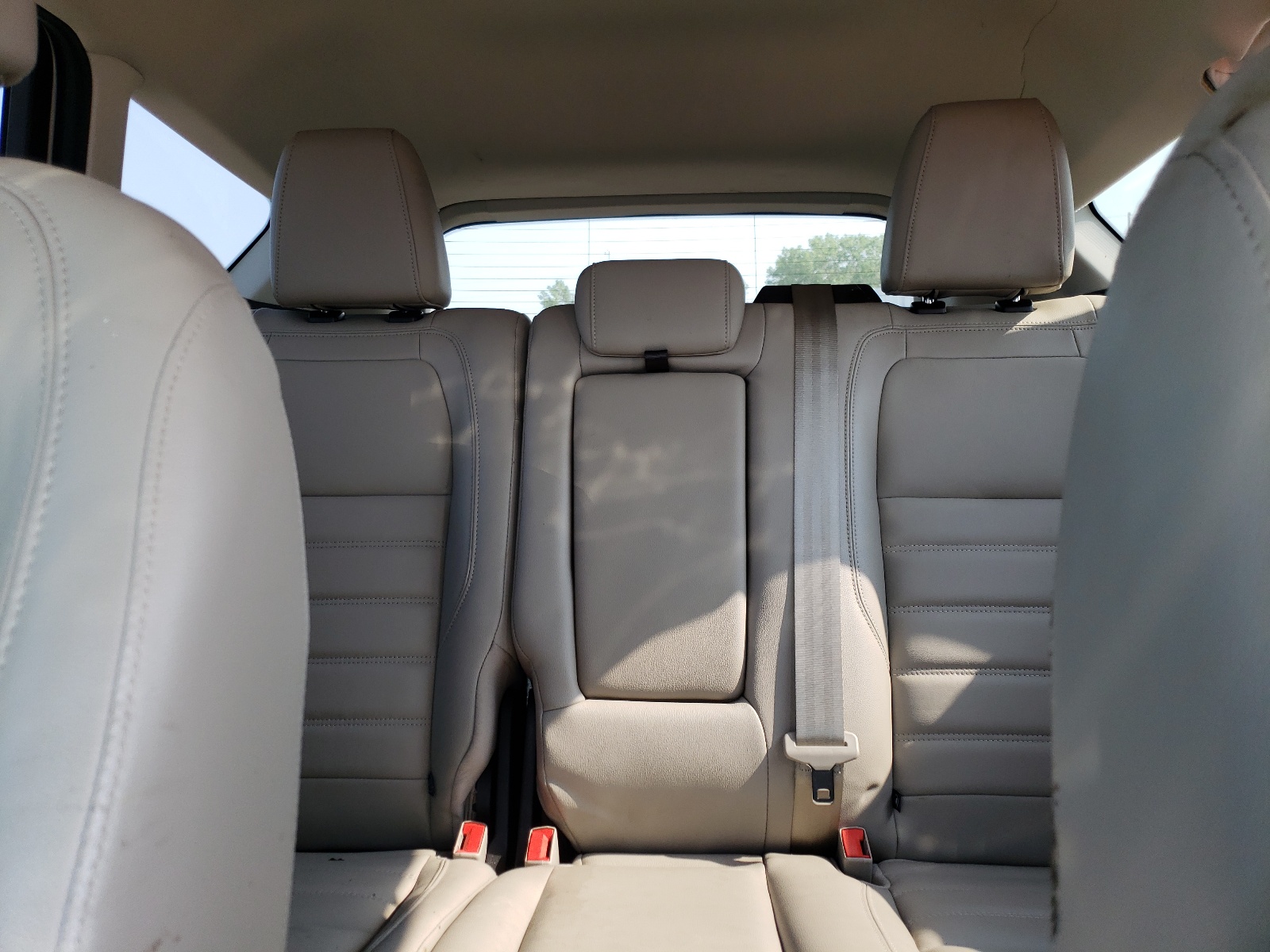 1FMCU9J97HUD60353 2017 Ford Escape Titanium