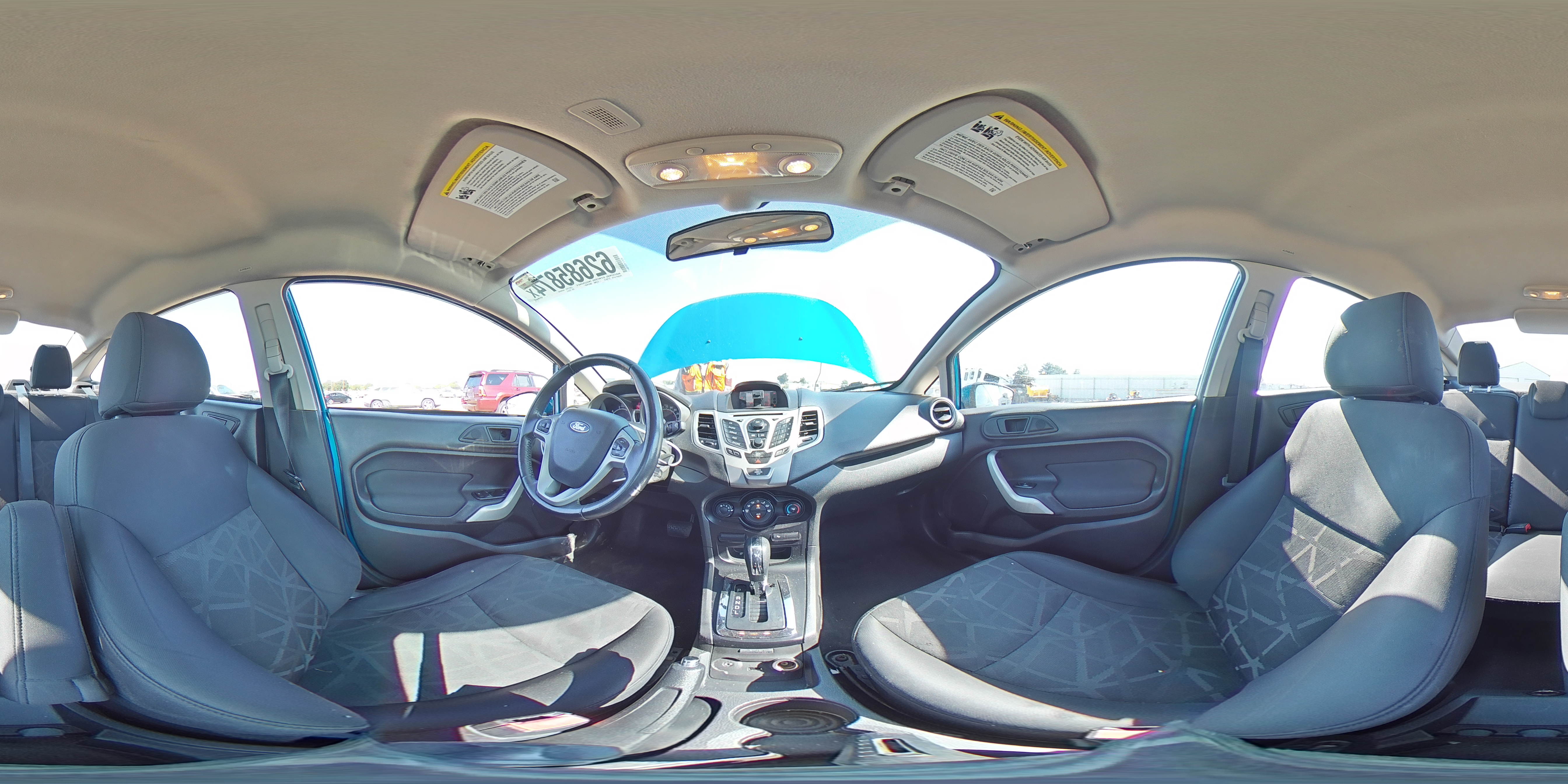 2013 Ford Fiesta - Image 12