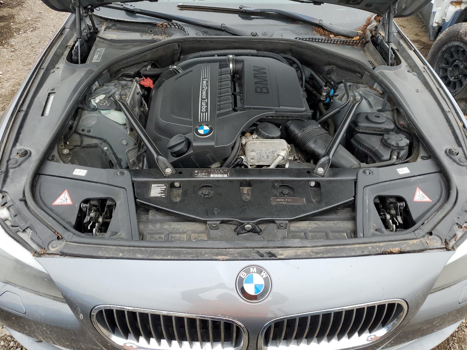 WBAFU7C59BC781324 2011 BMW 535 Xi