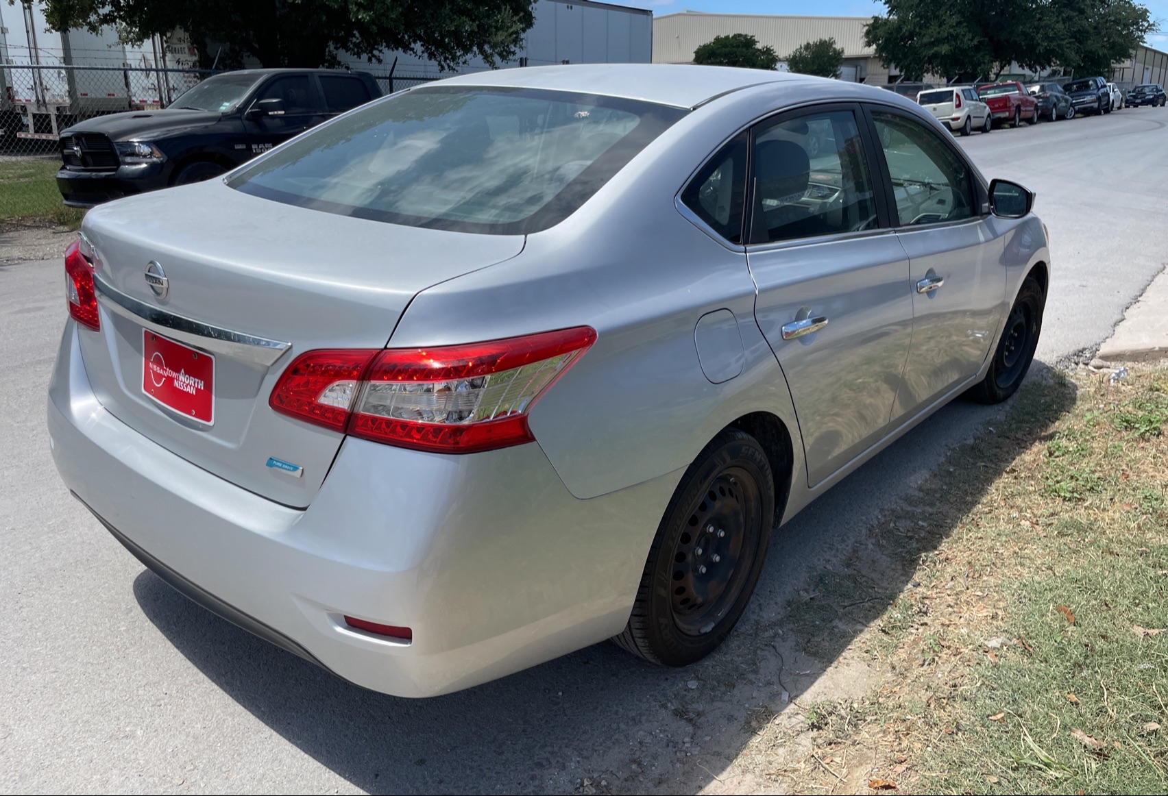 2013 Nissan Sentra S vin: 3N1AB7AP6DL745608