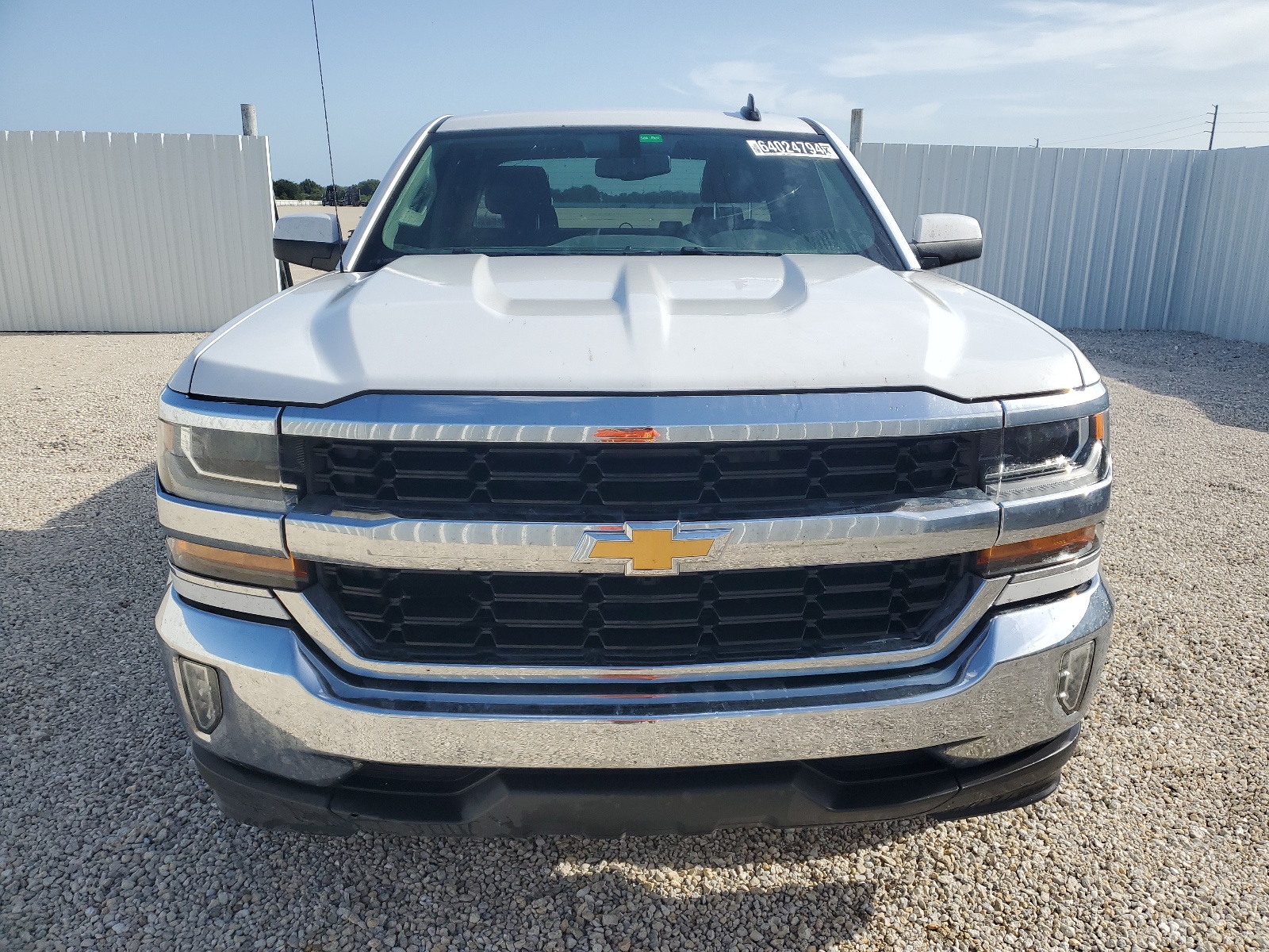 2018 Chevrolet Silverado C1500 Lt vin: 1GCRCREH1JZ124700