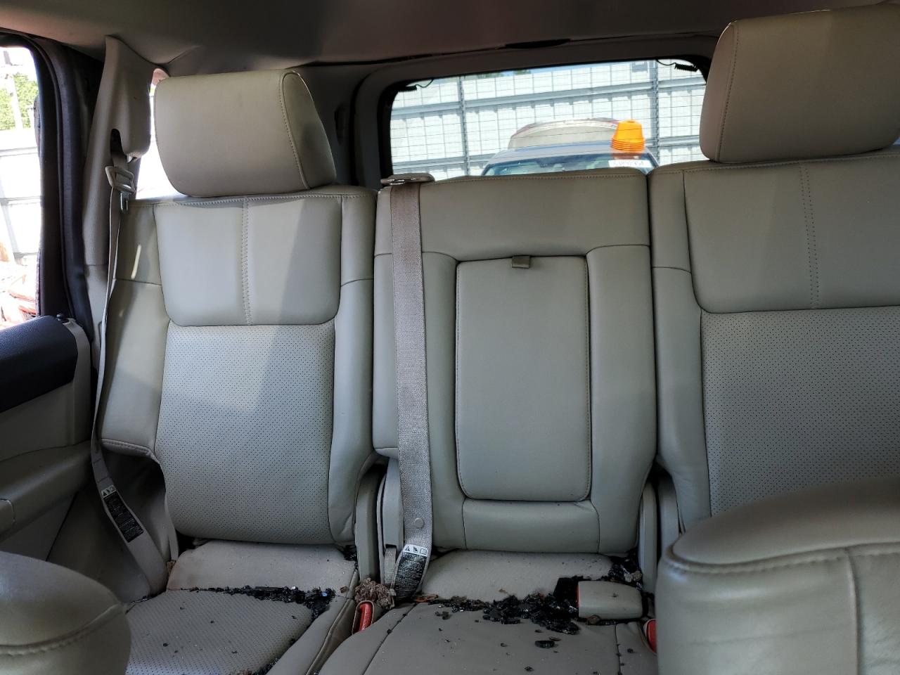 2006 Jeep Commander Limited VIN: 1J8HG582X6C123743 Lot: 63804494