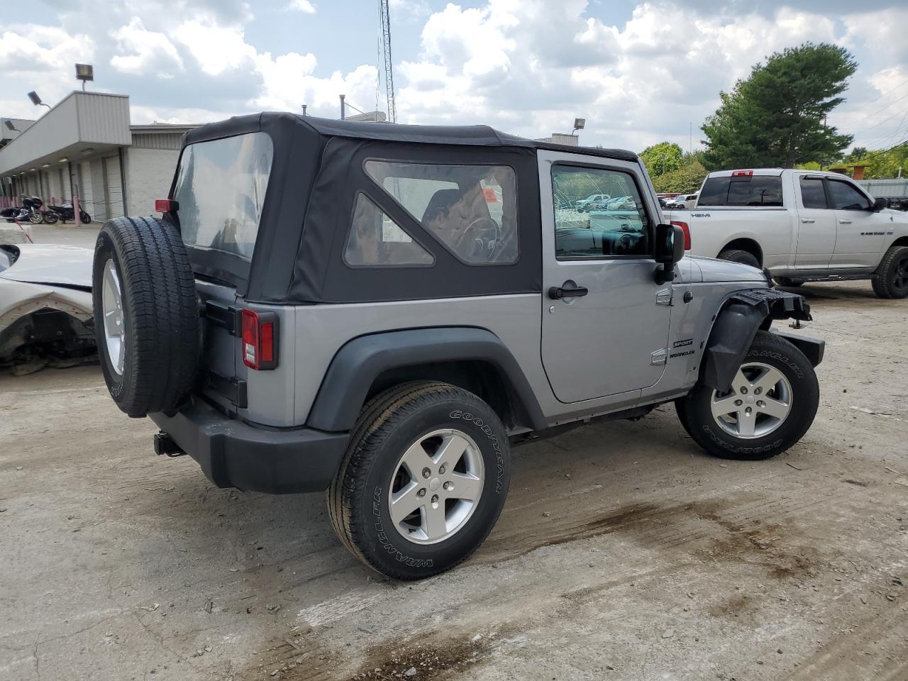 2014 Jeep Wrangler Sport VIN: 1C4AJWAG2EL271616 Lot: 62385774