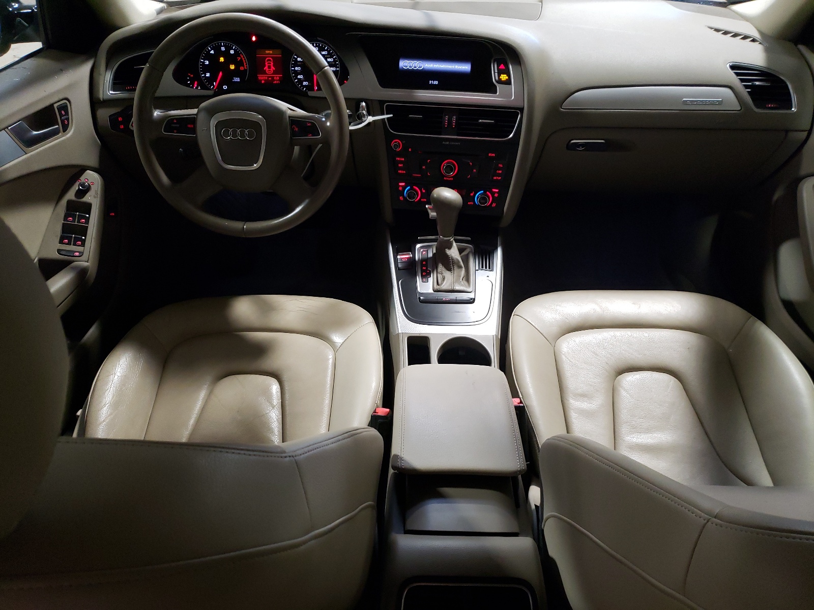 WAUFFAFL0BN054644 2011 Audi A4 Premium Plus