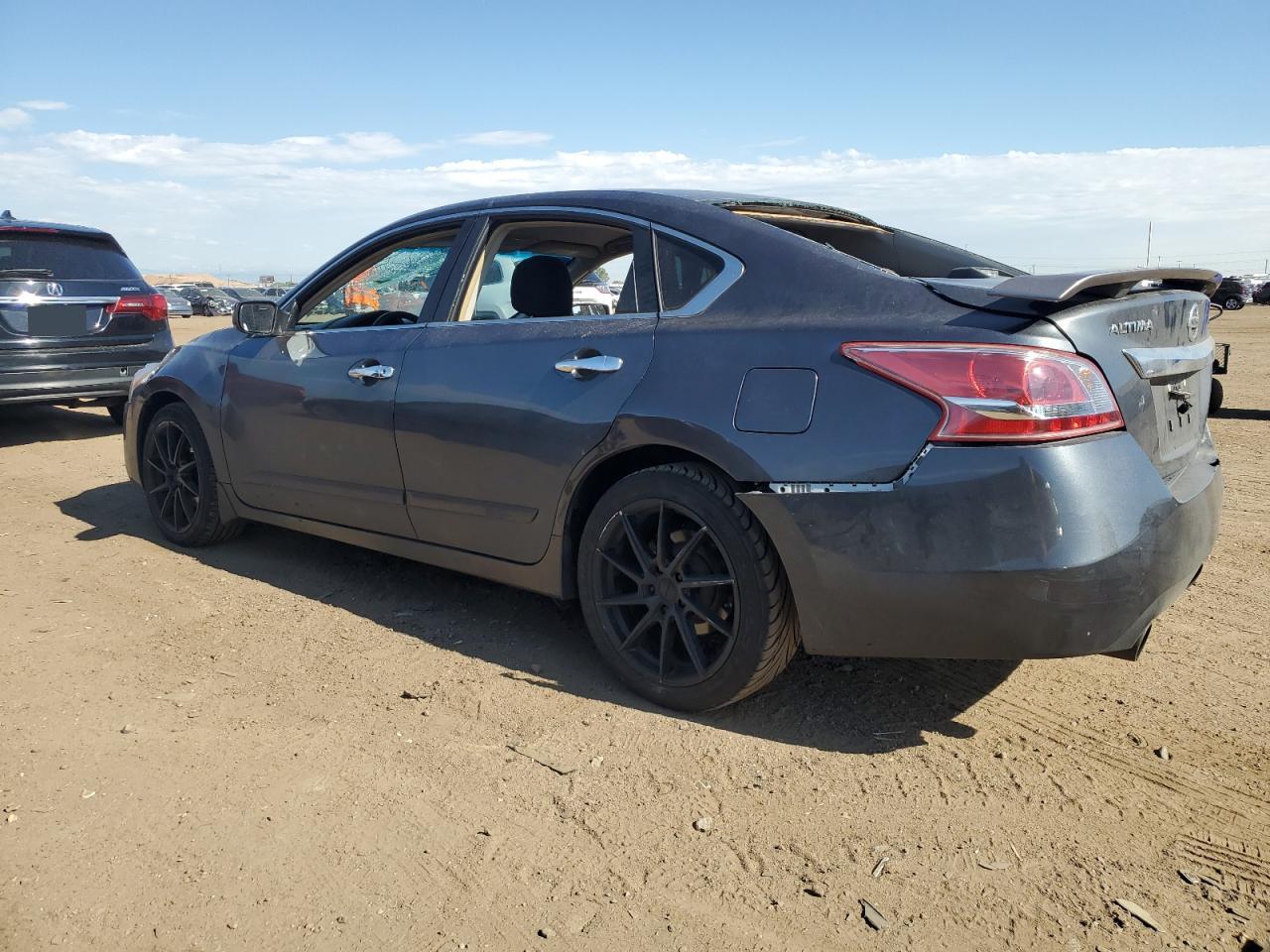 2013 Nissan Altima - Image 2