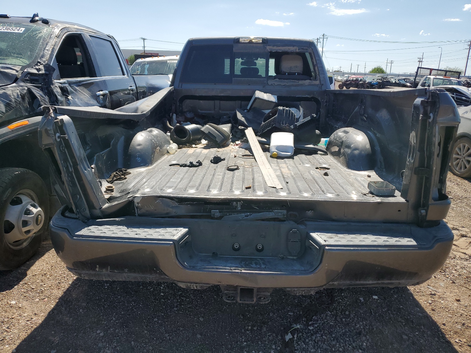 3C63RPJL8KG667876 2019 Ram 3500 Laramie