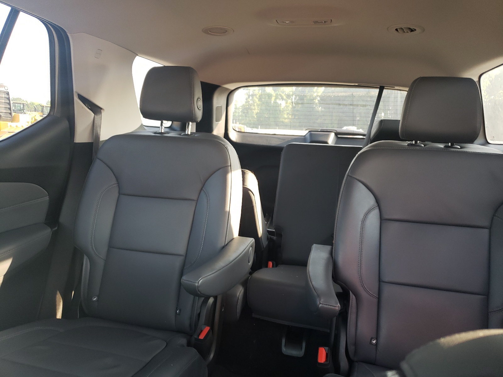 1GNERHKW7JJ202705 2018 Chevrolet Traverse Lt