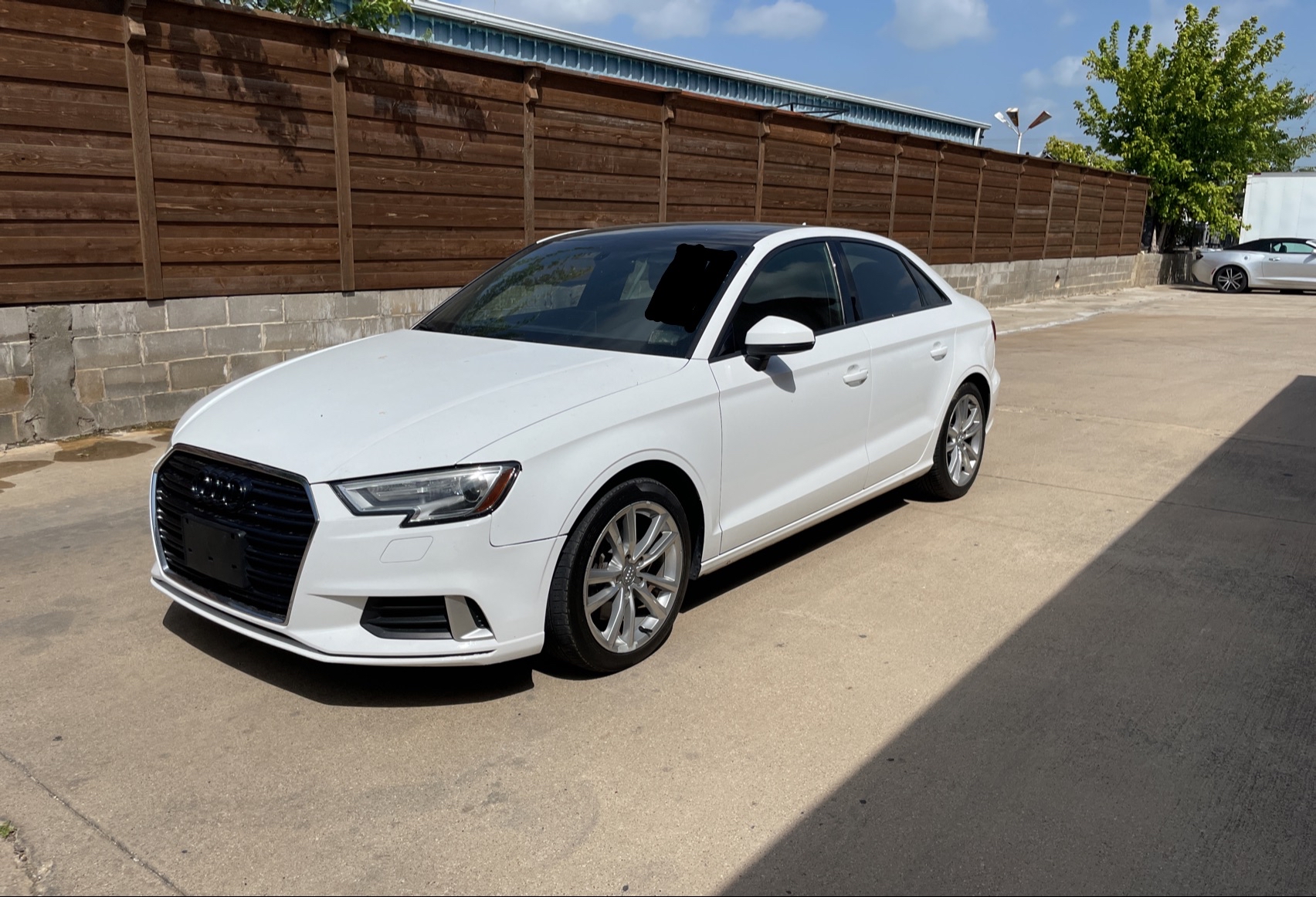 2017 Audi A3 Premium vin: WAUAUGFF8H1080275