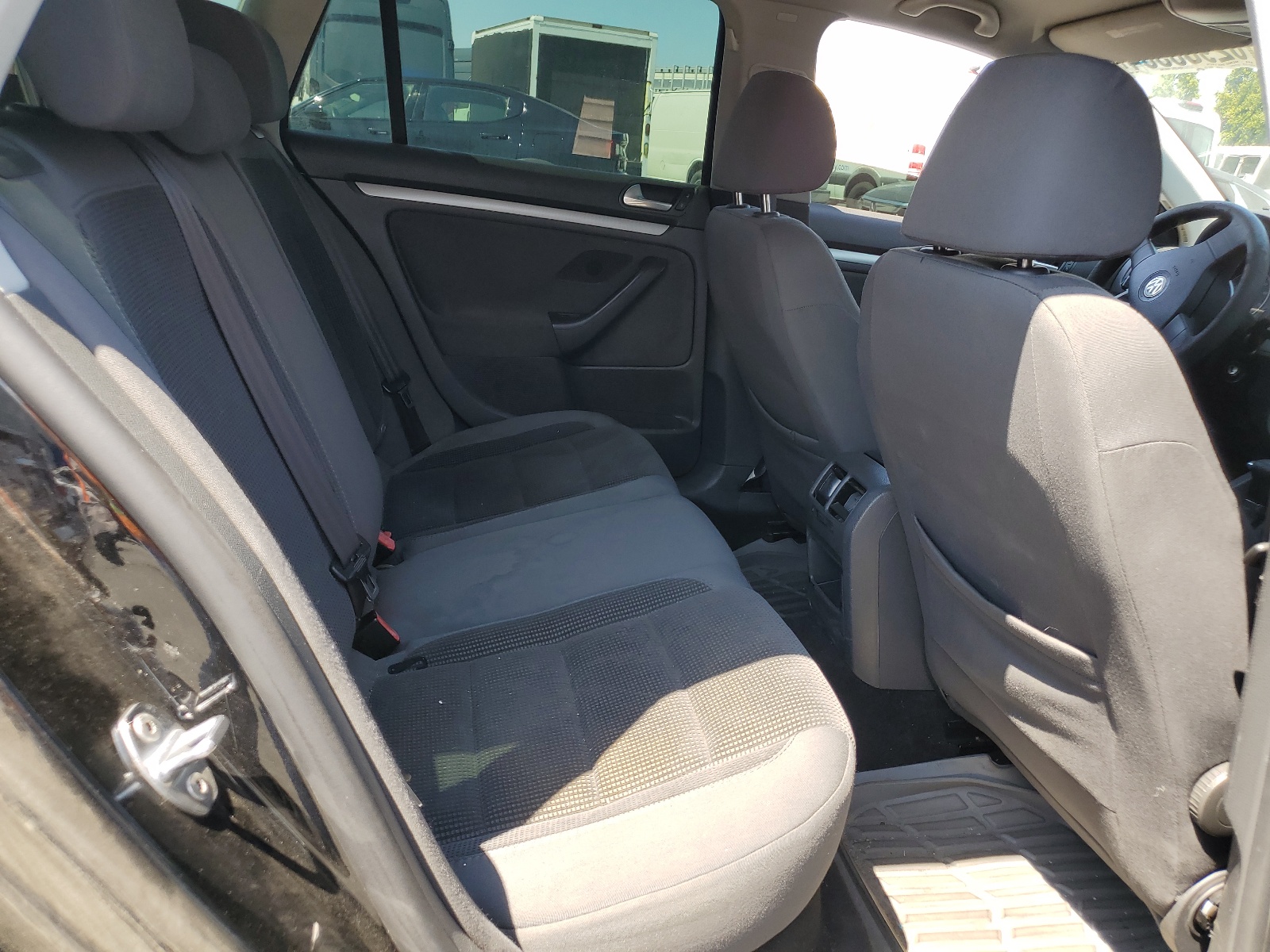 3VWKZ71K99M300246 2009 Volkswagen Jetta S