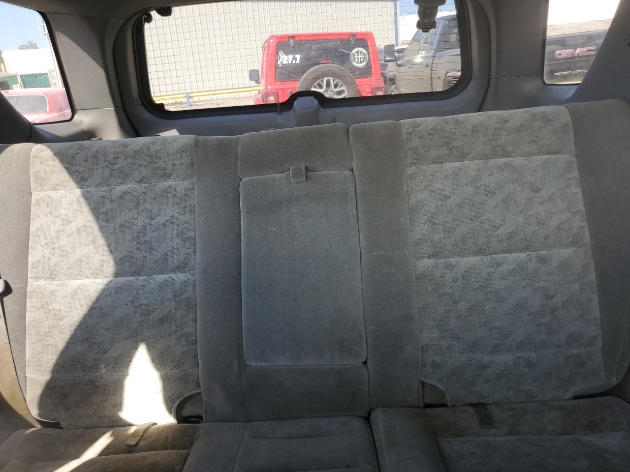 2005 Kia Sorento Ex VIN: KNDJC733755429284 Lot: 62914524