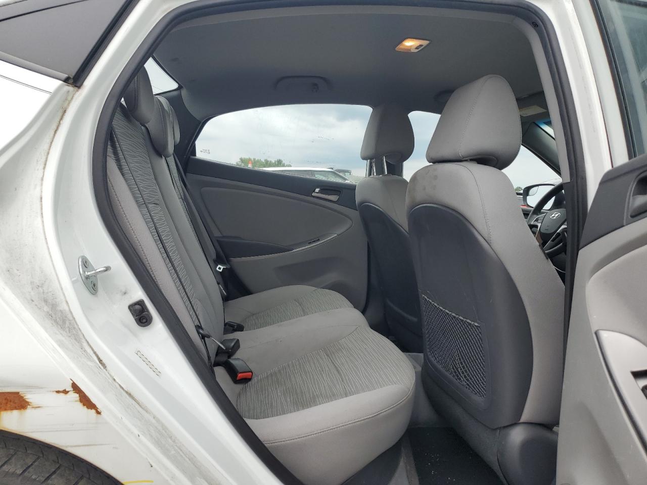 2015 Hyundai Accent Gls VIN: KMHCT4AE4FU917252 Lot: 64080184