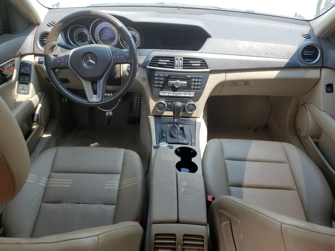 2012 Mercedes-Benz C 300 4Matic VIN: WDDGF8BB8CA597185 Lot: 64037264