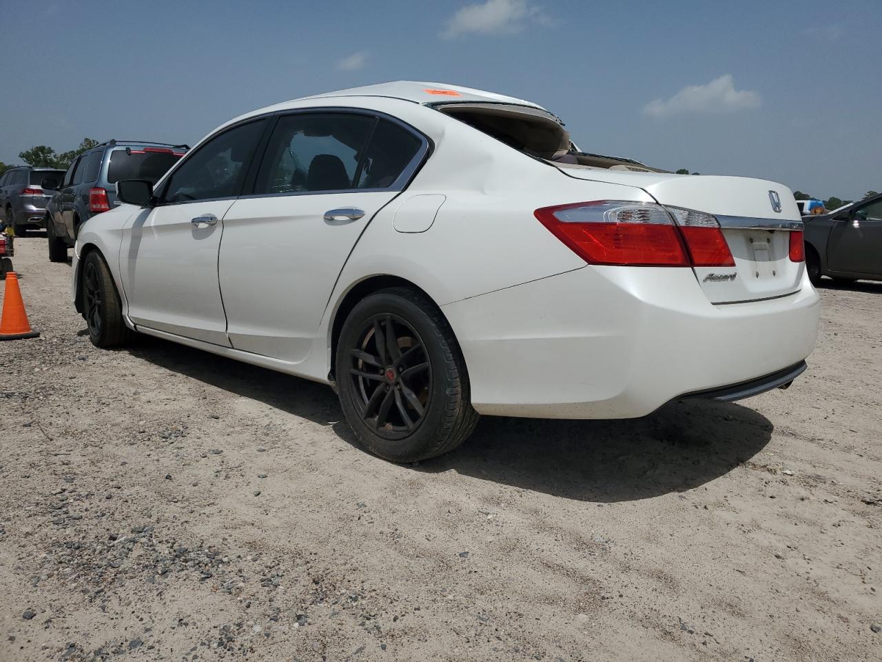 2015 Honda Accord - Image 2