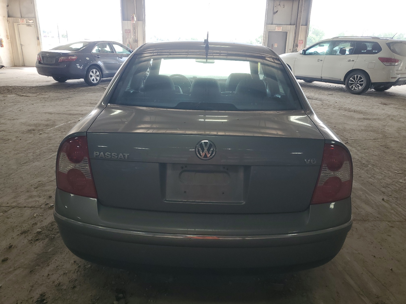 WVWRH63B22P244906 2002 Volkswagen Passat Glx