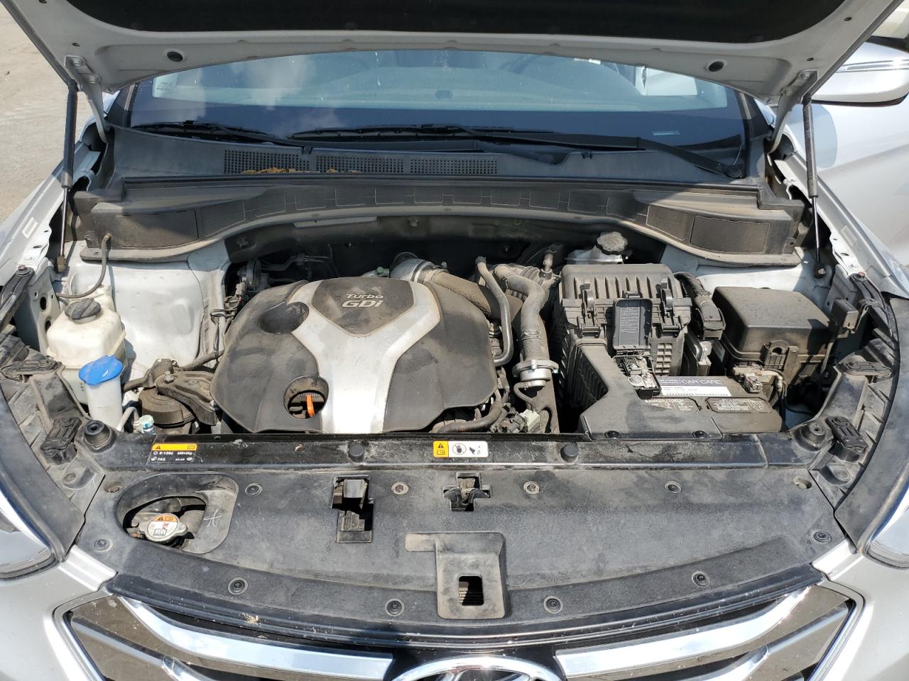 2014 Hyundai Santa Fe - Image 12