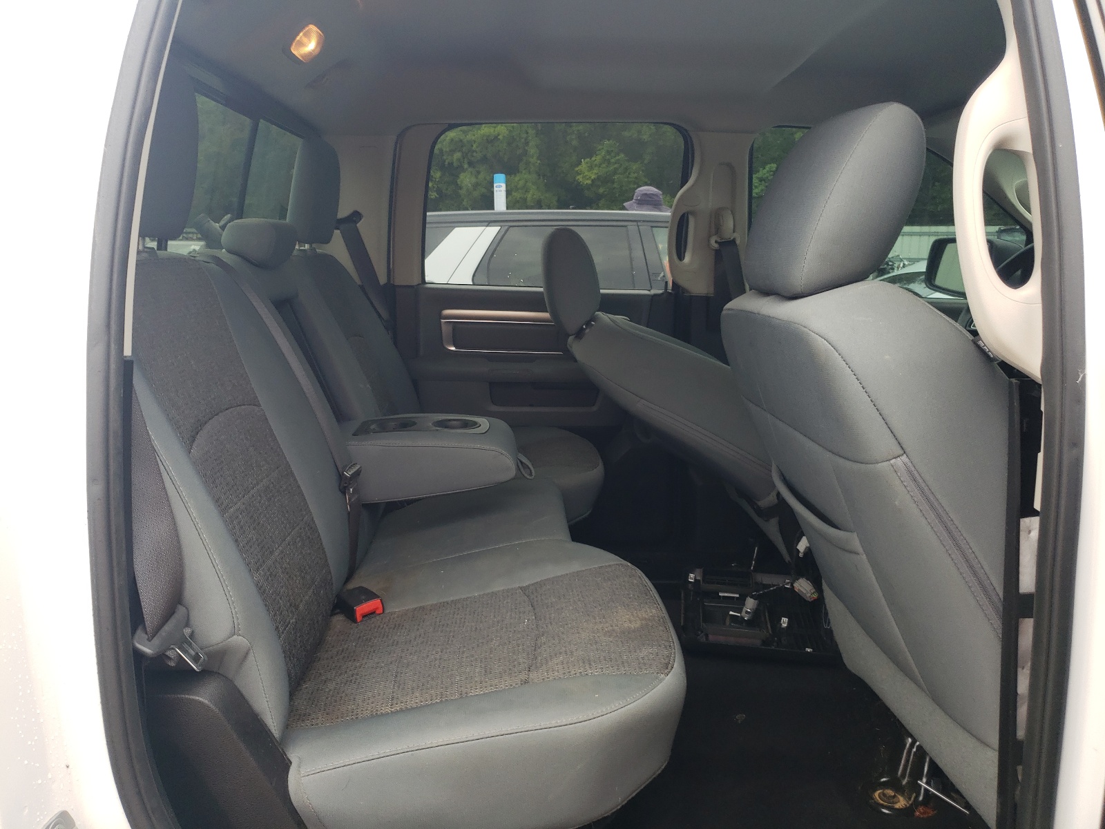 1C6RR6LT0GS238586 2016 Ram 1500 Slt