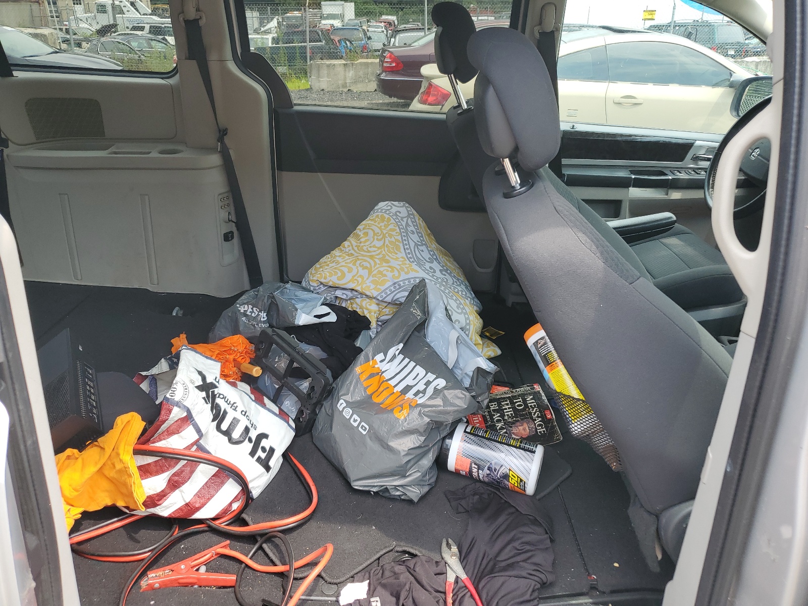 2D4RN6DX0AR394385 2010 Dodge Grand Caravan Crew