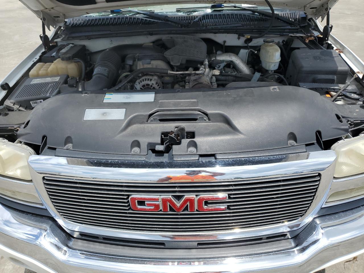 2005 GMC New Sierra K3500 VIN: 1GTJK332X5F842393 Lot: 62225214