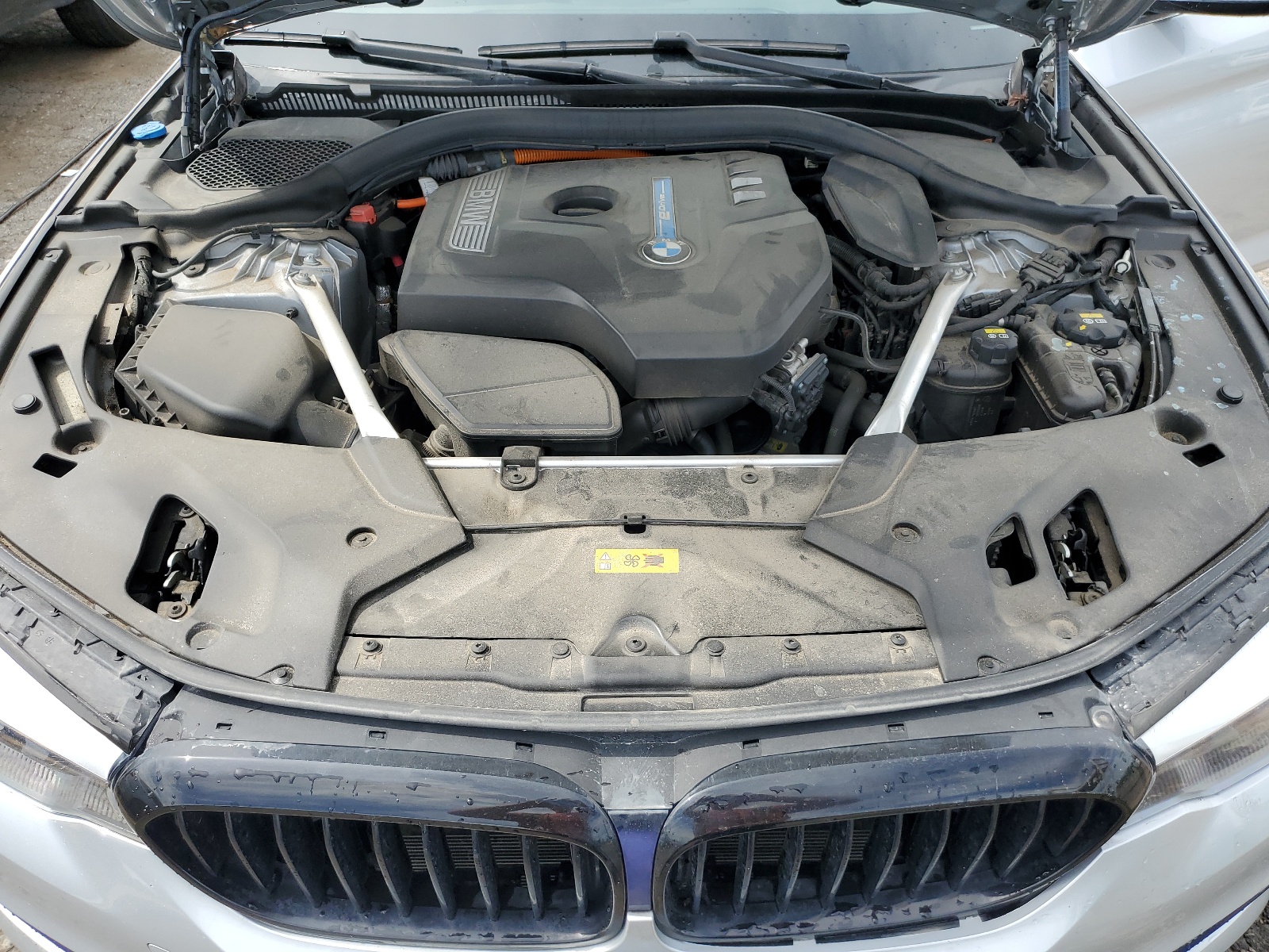 WBAJB1C59JB085418 2018 BMW 530Xe