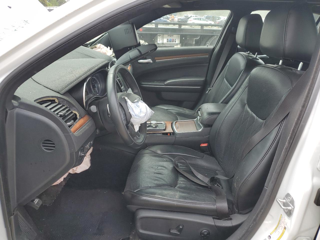 2017 Chrysler 300C Platinum VIN: 2C3CCAPG1HH593747 Lot: 64203004