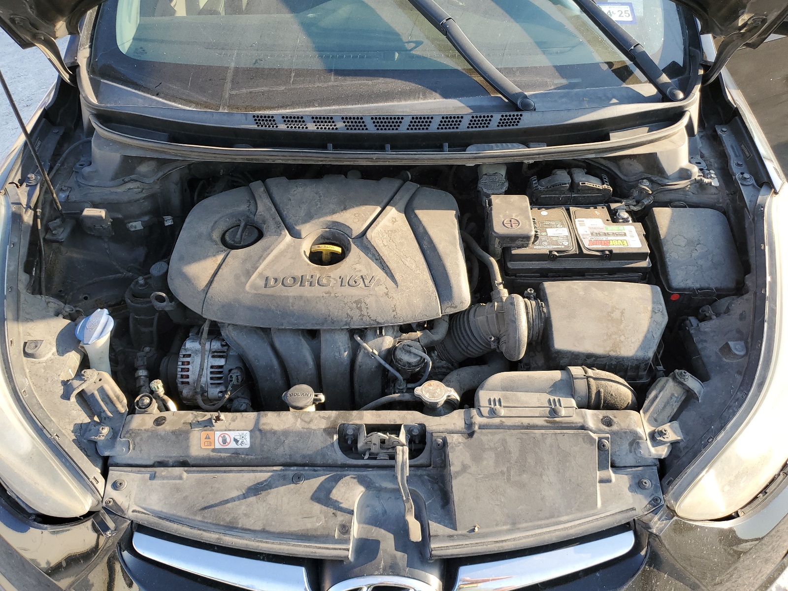 5NPDH4AE9FH646838 2015 Hyundai Elantra Se