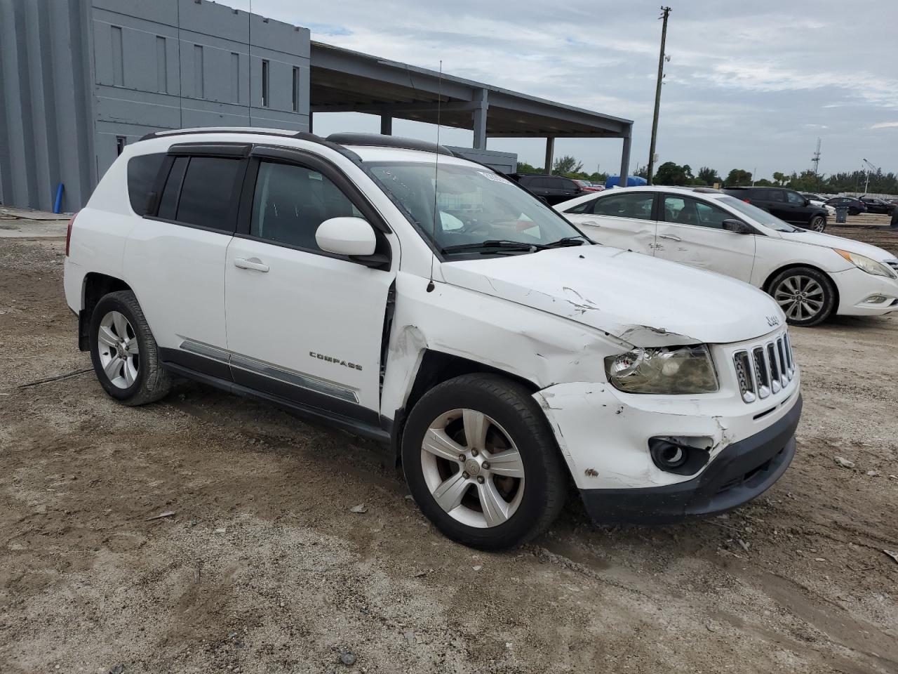 2014 Jeep Compass Latitude VIN: 1C4NJCEB7ED628474 Lot: 63414734