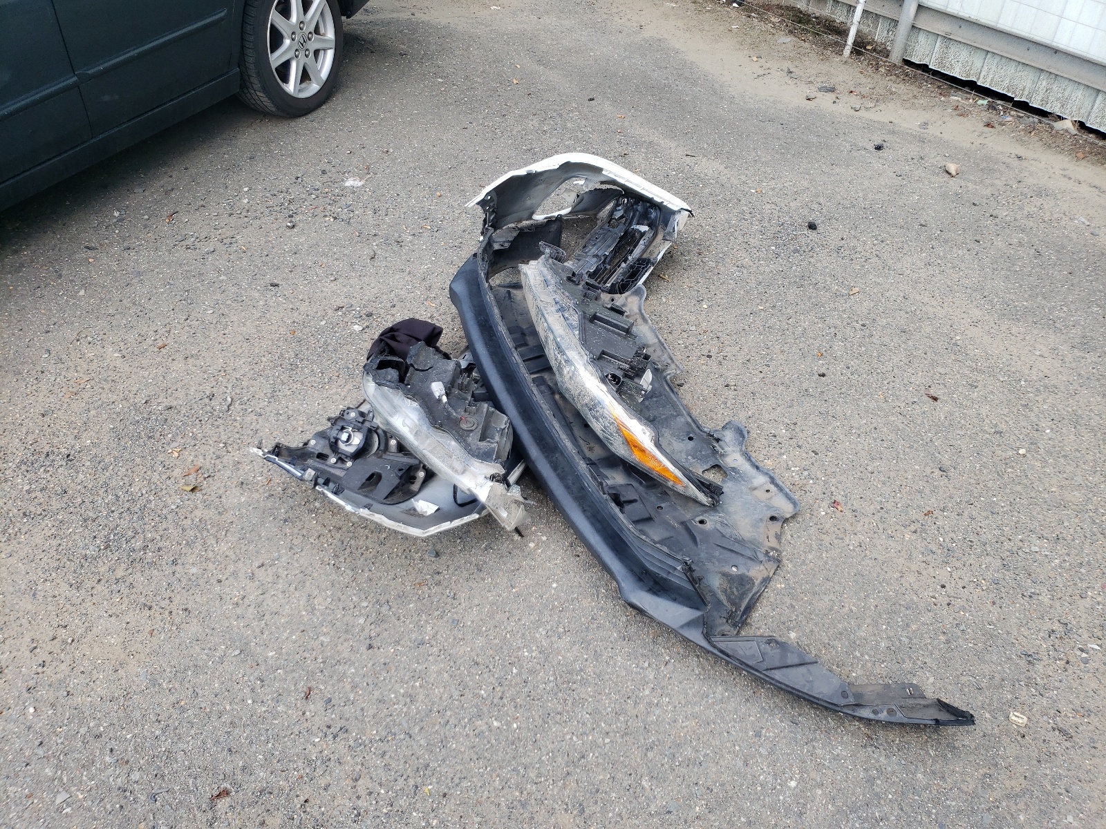 5TDKZRFH7HS513397 2017 Toyota Highlander Se