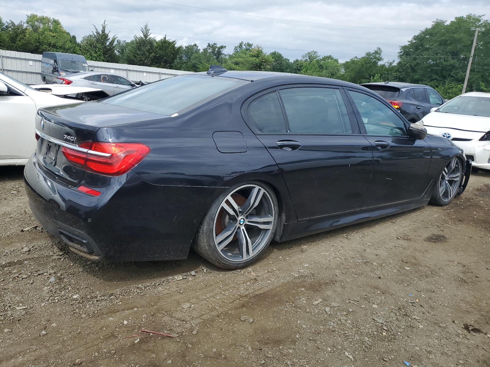 2016 BMW 740 I vin: WBA7E2C58GG548345