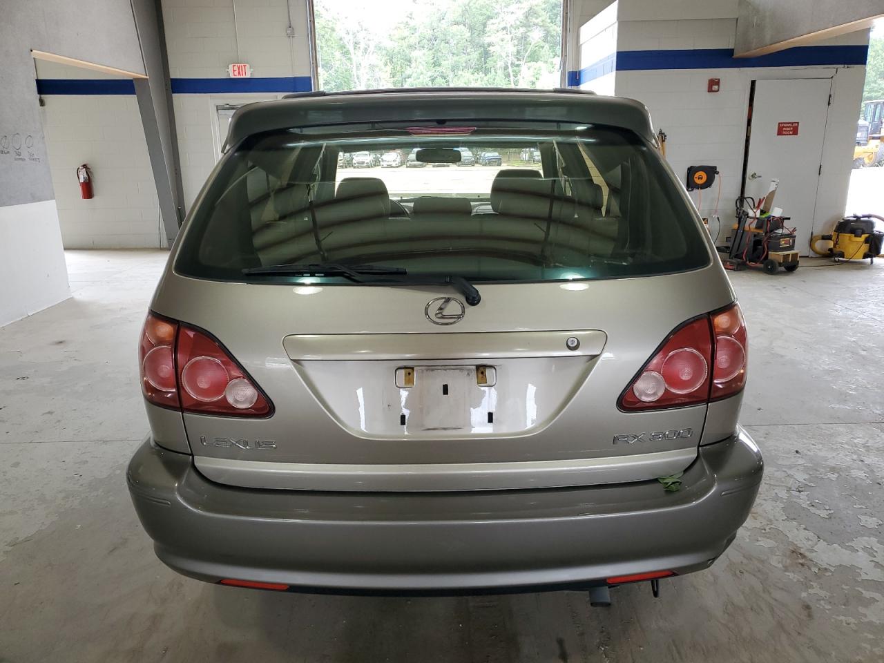 2000 Lexus Rx 300 VIN: JT6HF10U3Y0150052 Lot: 65202034