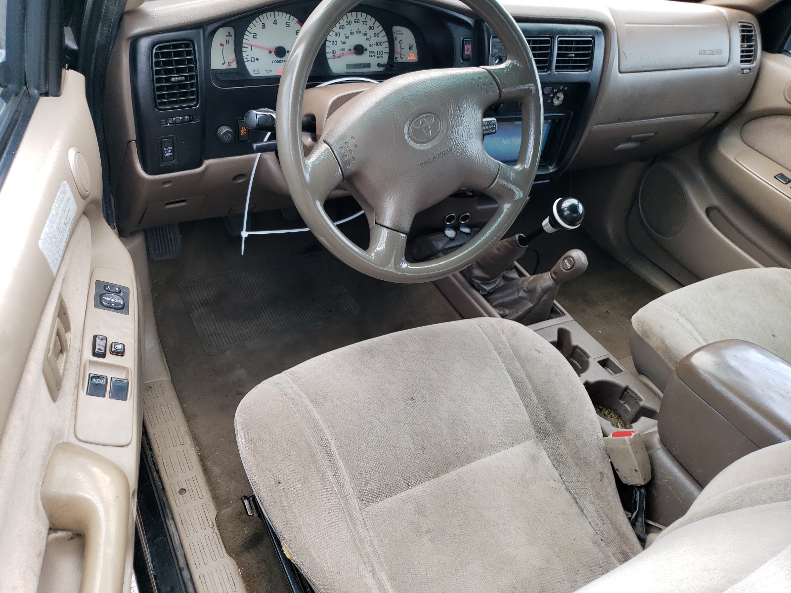 5TEWN72N81Z810197 2001 Toyota Tacoma Xtracab