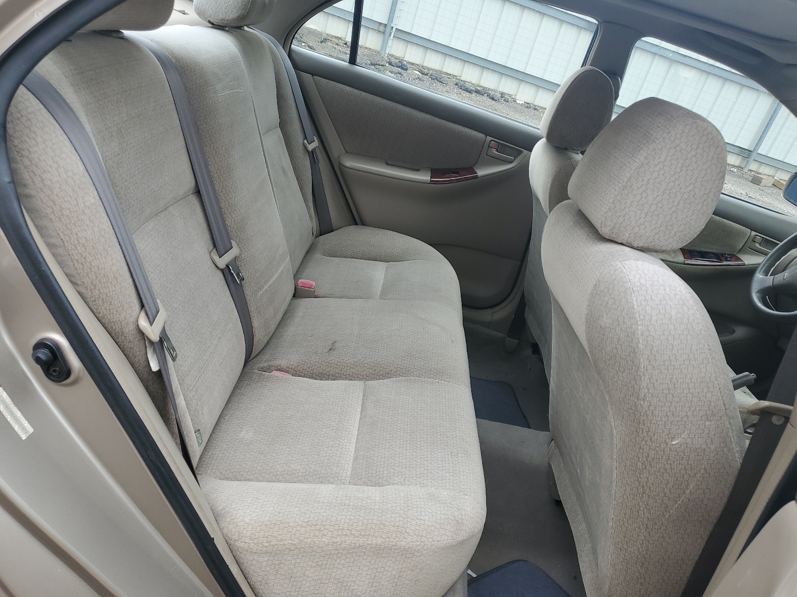 2T1BR38EX4C211072 2004 Toyota Corolla Ce