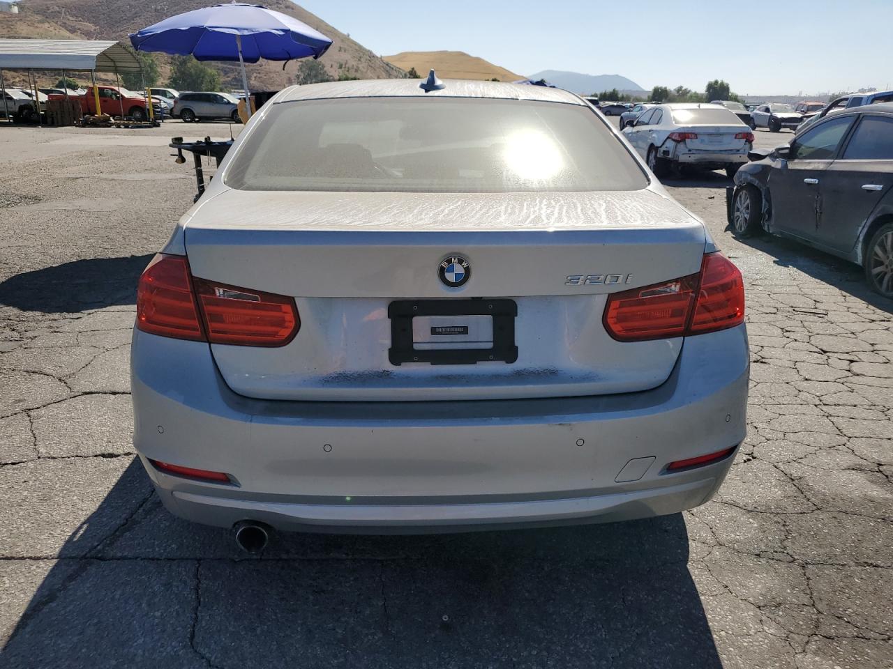 2015 BMW 320 I VIN: WBA3B1C55FK140382 Lot: 61940864
