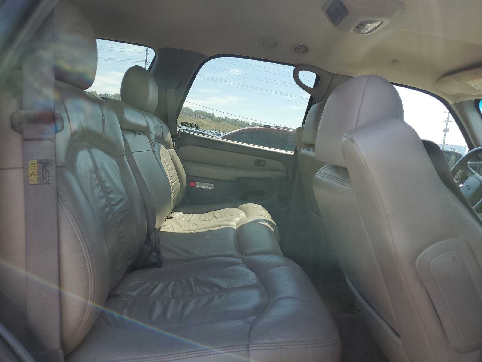 1GNEC13T22R131851 2002 Chevrolet Tahoe C1500