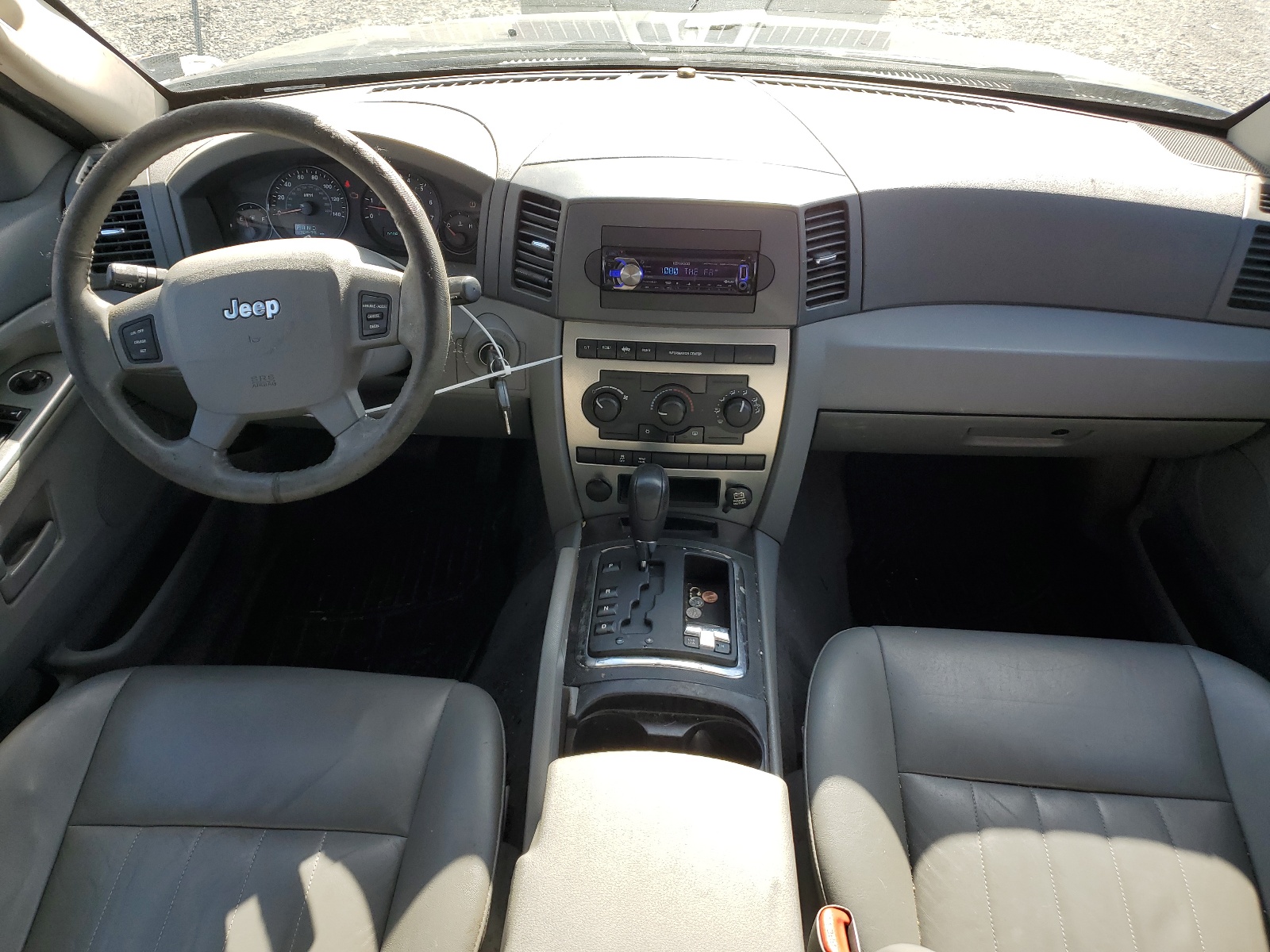 1J4HR48N15C600798 2005 Jeep Grand Cherokee Laredo