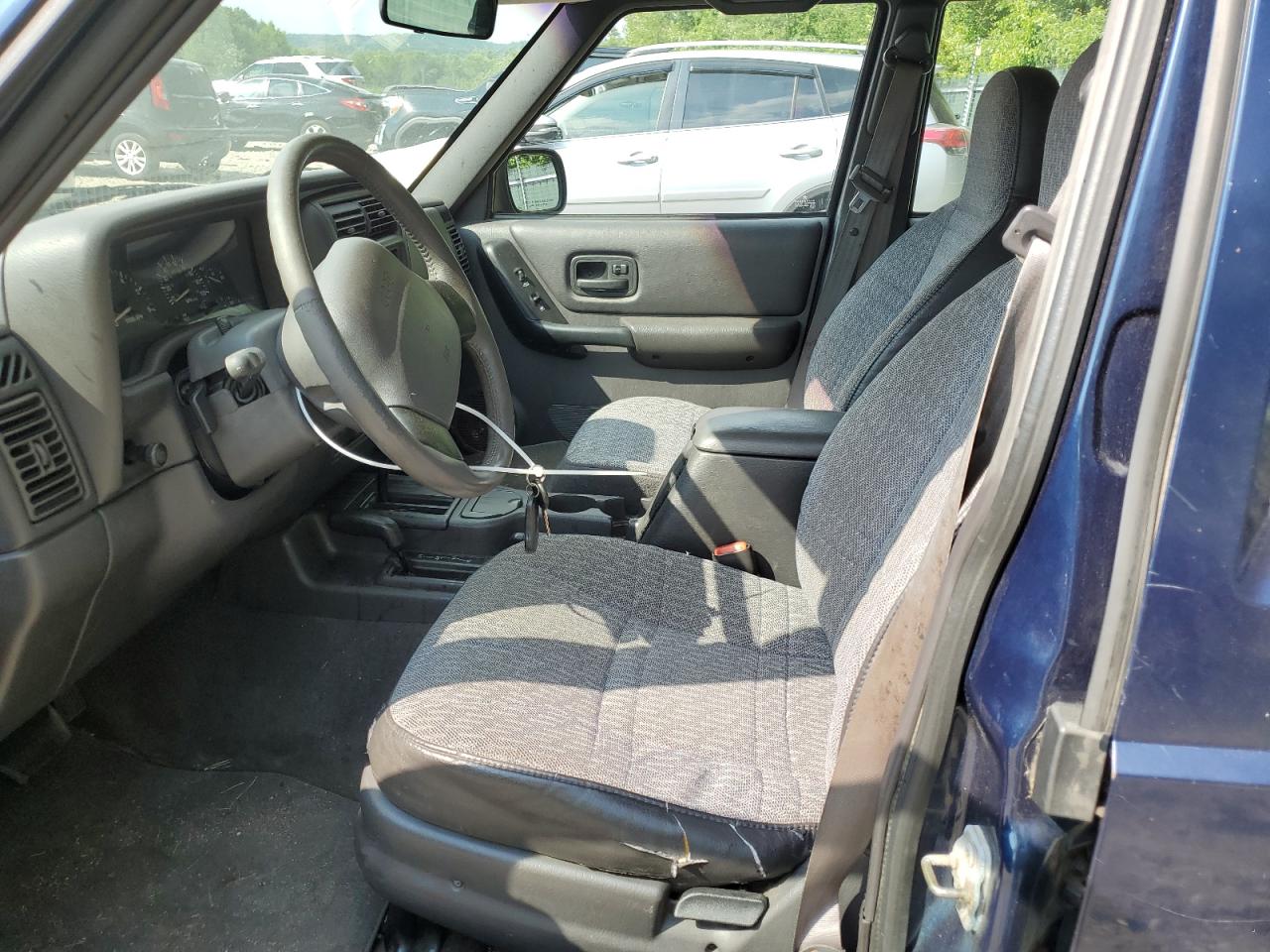 2000 Jeep Cherokee Sport VIN: 1J4FF48S6YL161415 Lot: 63104794